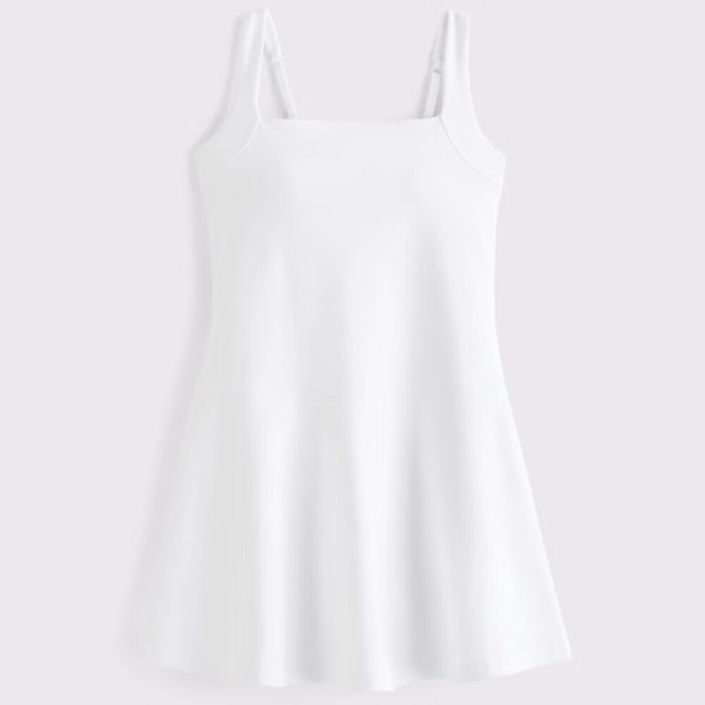 Abercrombie & Fitch athletic dress